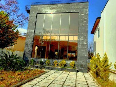 خرید ویلا با نورگیر عالی و روف گاردن ویو جنگل در سیسنگان خرید ویلا با نورگیر عالی و روف گاردن ویو جنگل در سیسنگان